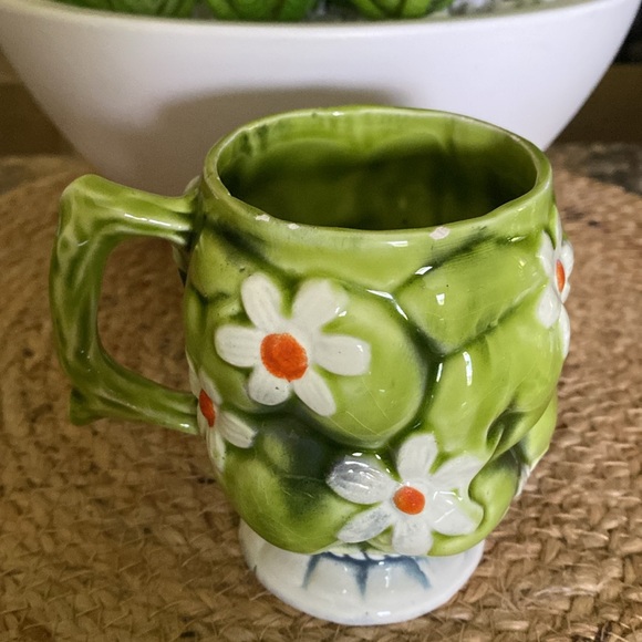 Vintage set of Inarco green apple and daisy ceramic mugs 1967 - Picture 11 of 15